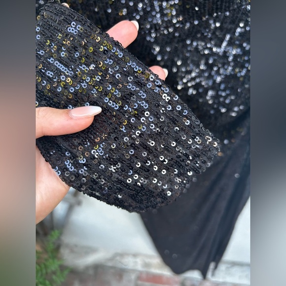 Michael Costello X Revolve Terri sequin Gown in Black - Picture 4 of 9